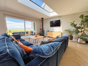 Photo 15- click for photo gallery